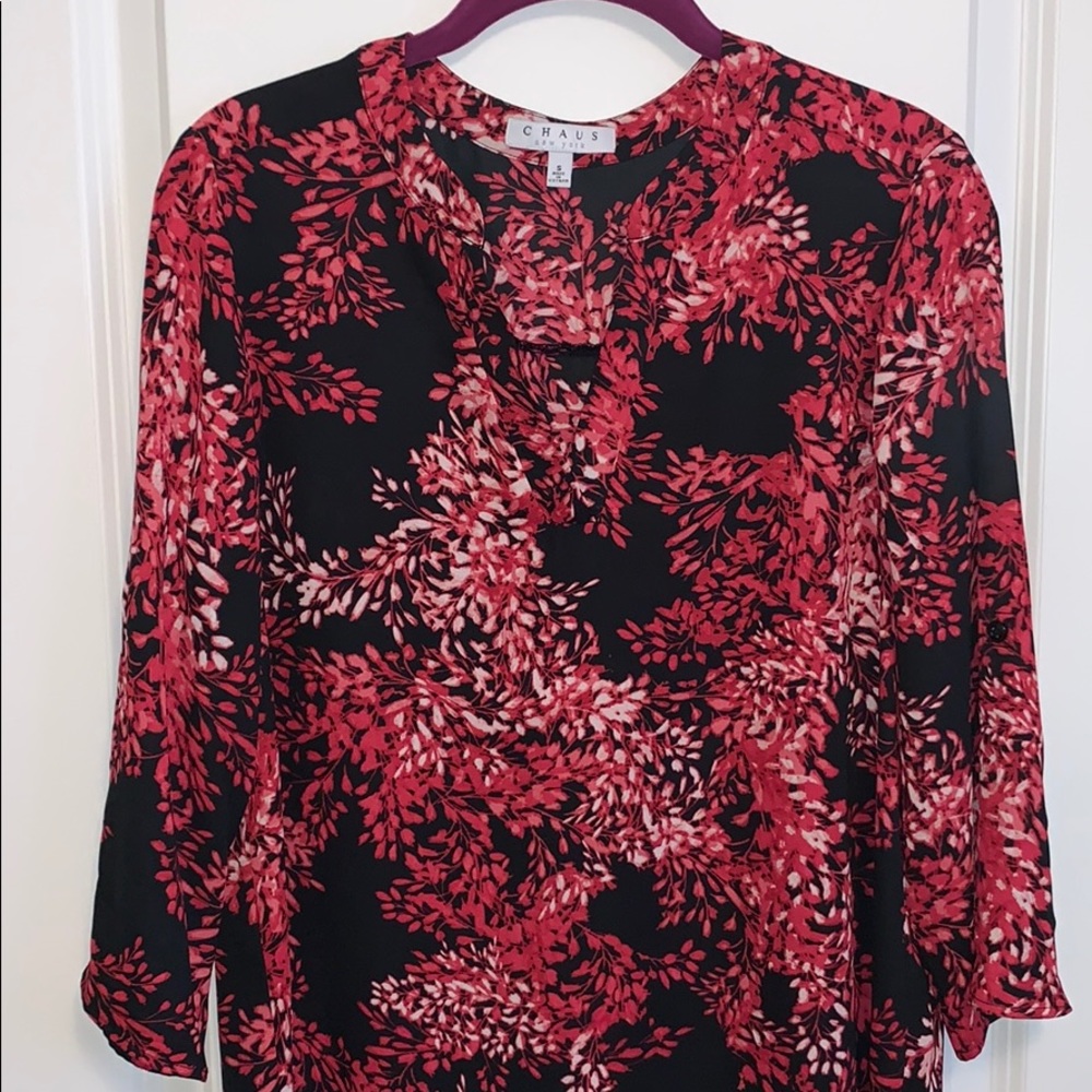 Chaus beautiful abstract botanical print blouse